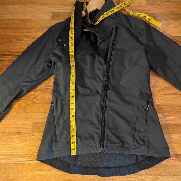 Arc'teryx A2B Commuter Jacket - Gray, Women's Medium - Picture 11 of 14